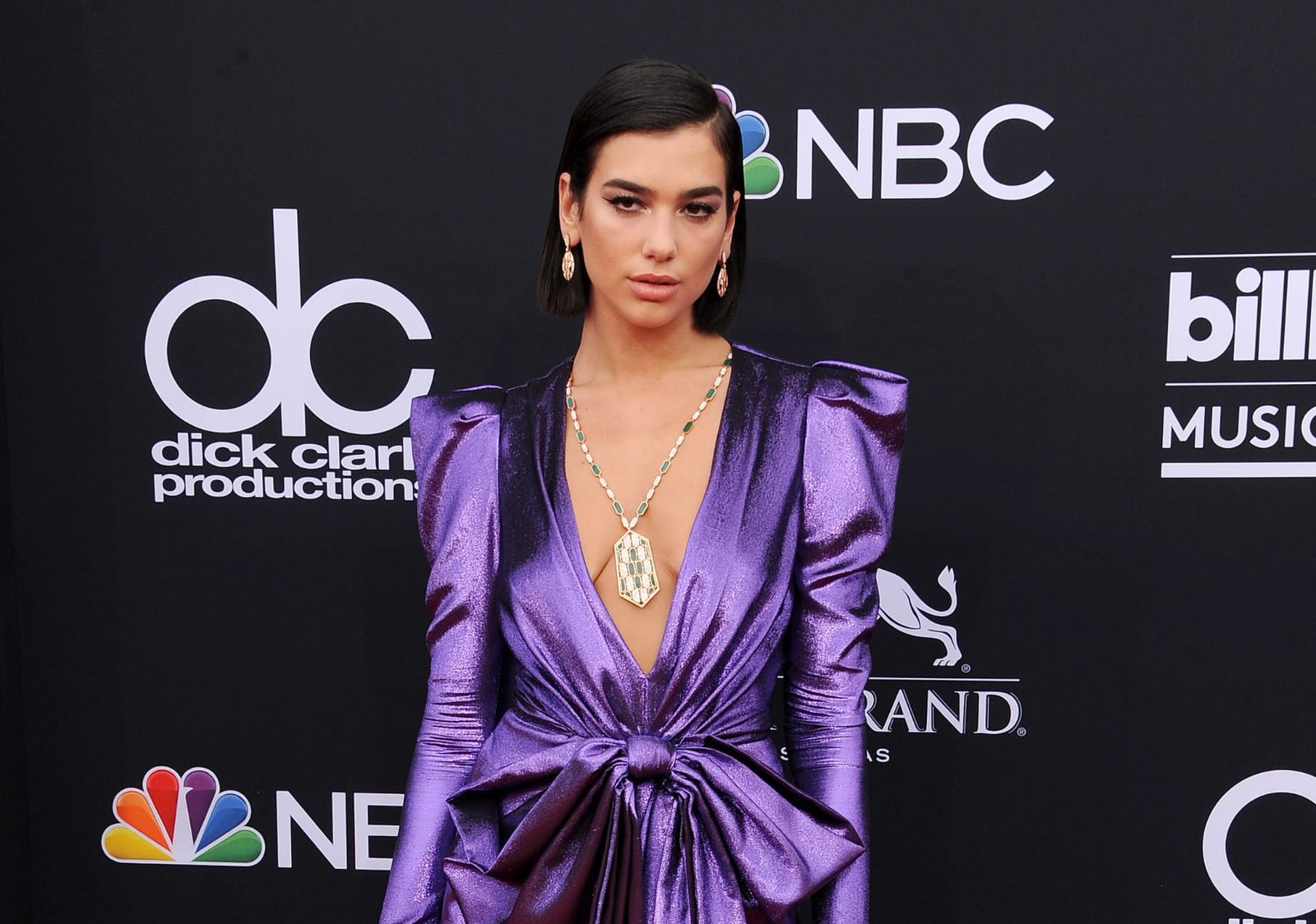 Dua Lipa's Measurements Height, Weight, Bio, & More